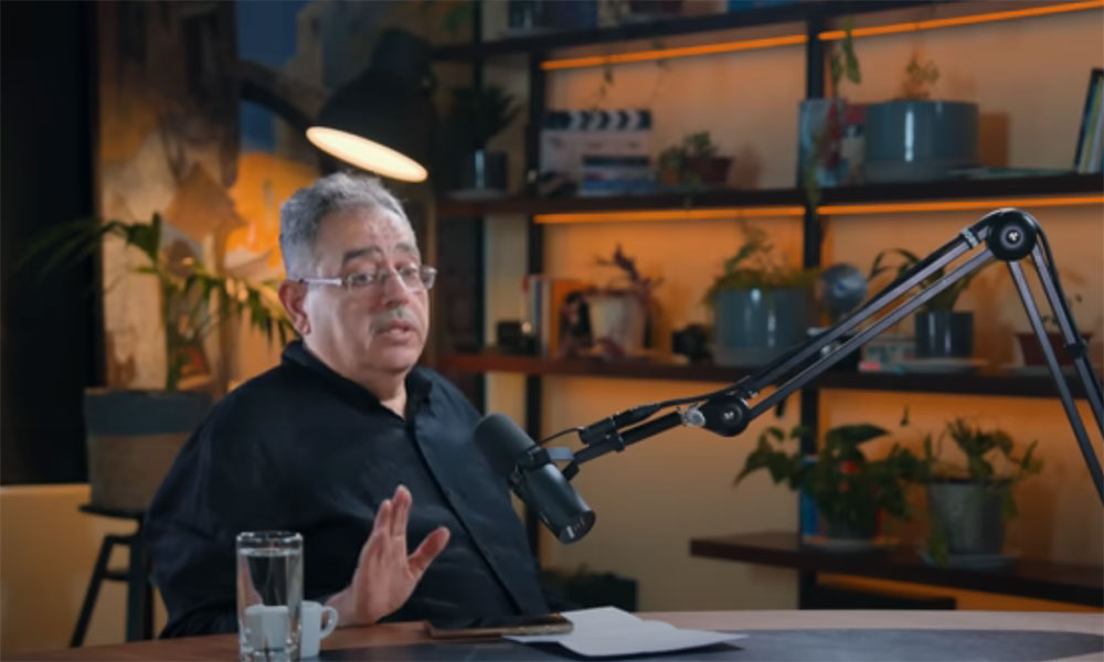 المدرسة لا تربي… والذكاء الاصطناعي لن يفكر عنك